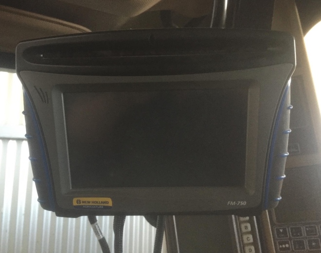 Trimble FM 750 and EZ Steer unit for sale Machinery